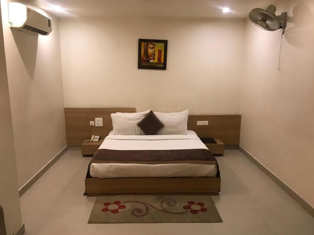 Hotel City Square Hisar ภายนอก รูปภาพ