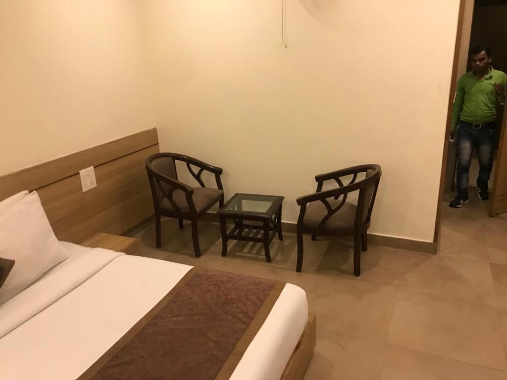 Hotel City Square Hisar ภายนอก รูปภาพ